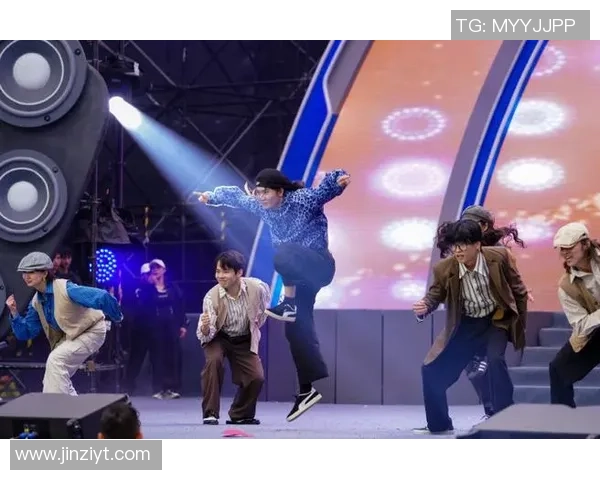 成都街舞队的风格变迁与文化融合探讨